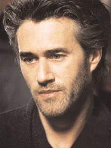 Entrer en relation avec Roy Dupuis